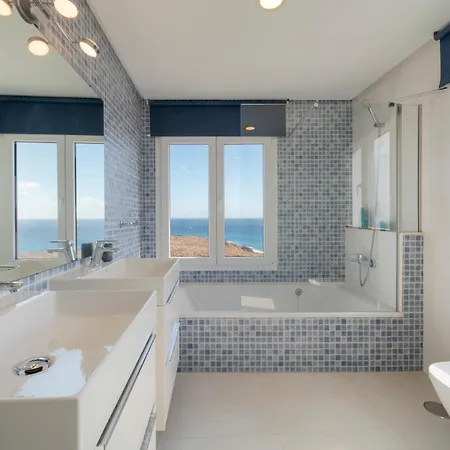 Lanzahost Hannah Feriehus *